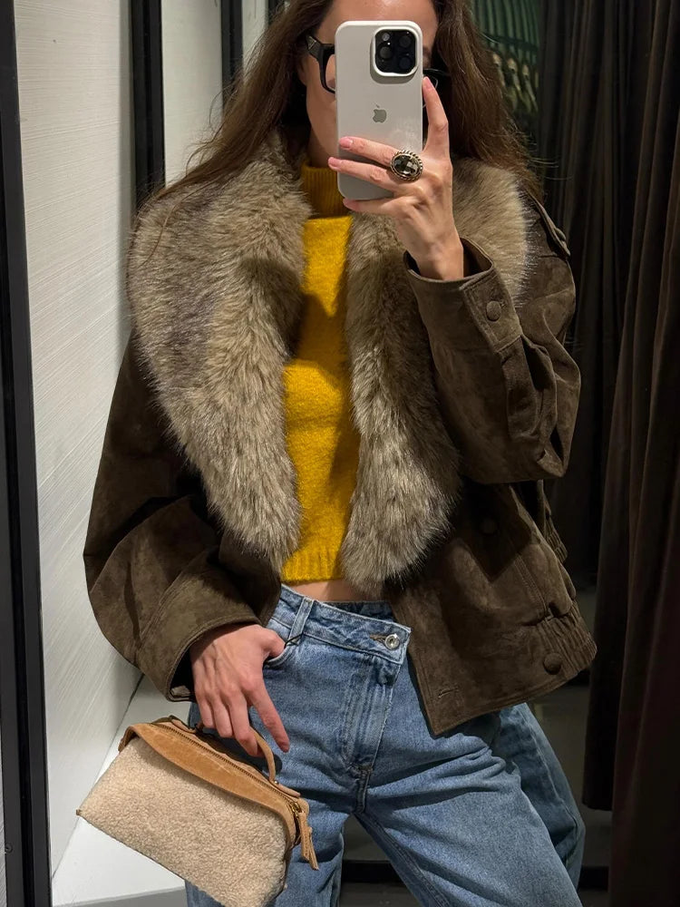Women’s Double-Breasted Faux Fur Collared Short Jacket
