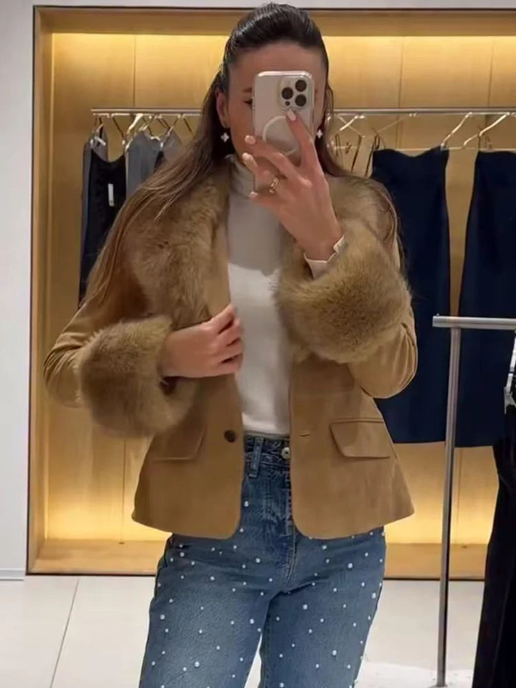 VELLA Chic Spliced Faux Fur Collar Jacket – Winter Elegance